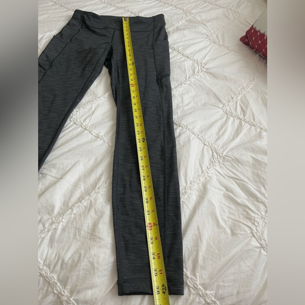 Gray lululemon Capri leggings with side pockets size 8